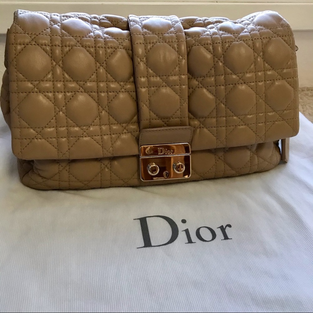 💯 authentic Dior new lock medium lamb natural - Picture 3 of 16